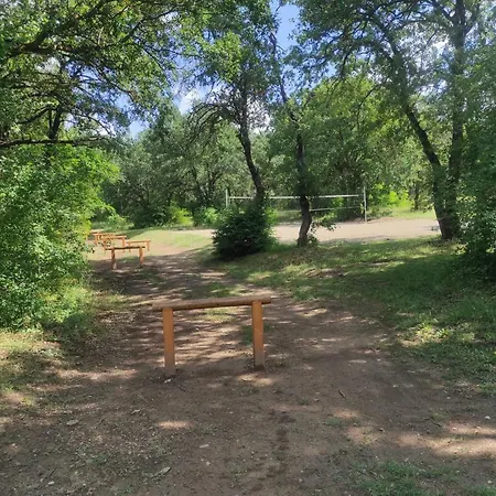 The Stone House شقة *